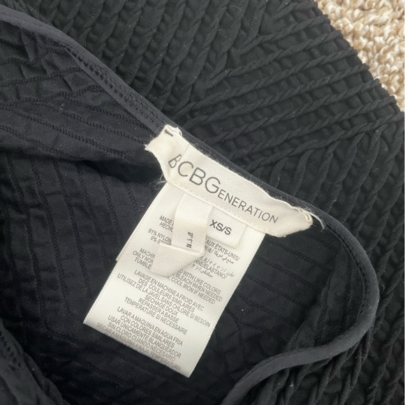 Black bodycon long sleeved BCBG generation dress. - Picture 4 of 5